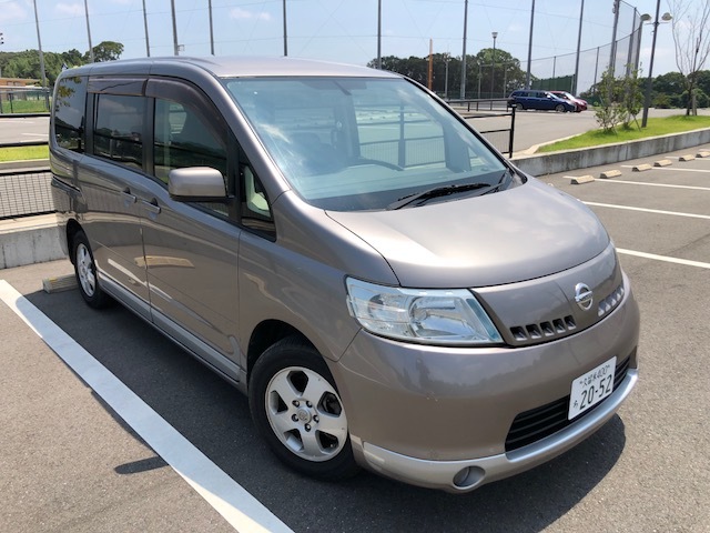 日産 セレナ rxアイアン 年式 平成19年 07年 6月の詳細情報 Adloop Cars 福岡の激安中古車情報検索 福岡の中古車販売店